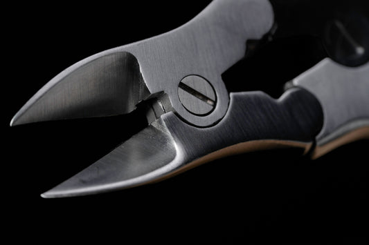 Double Action - cantilever Nipper - Straight Edge - dull finish