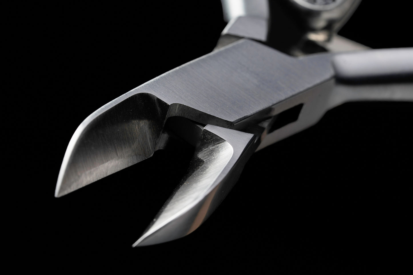 Straight Edge Nail Nippers - Dull finish